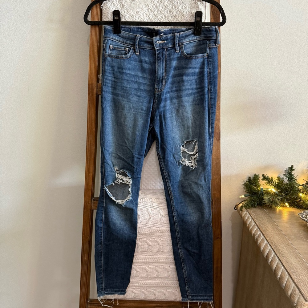 Hollister Distressed High Rise Super Skinny Crop Jeans